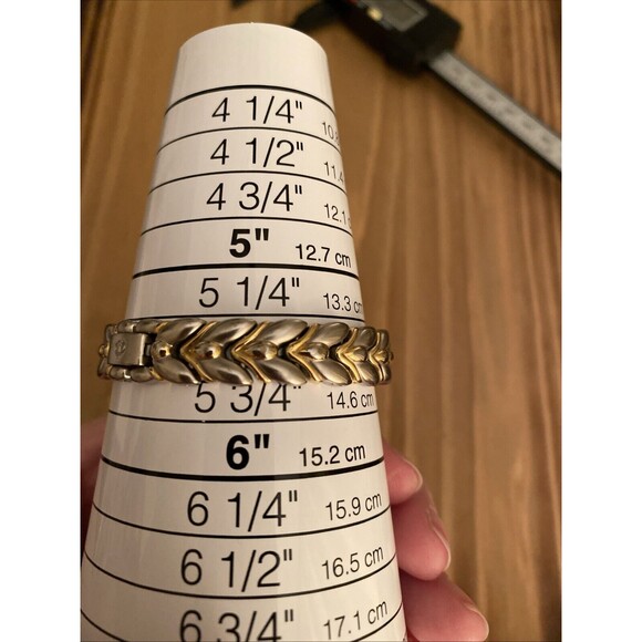 Elgin ELA269 Women's Round Analog Silver Tone Gold Plated Watch New Battery - Picture 8 of 8